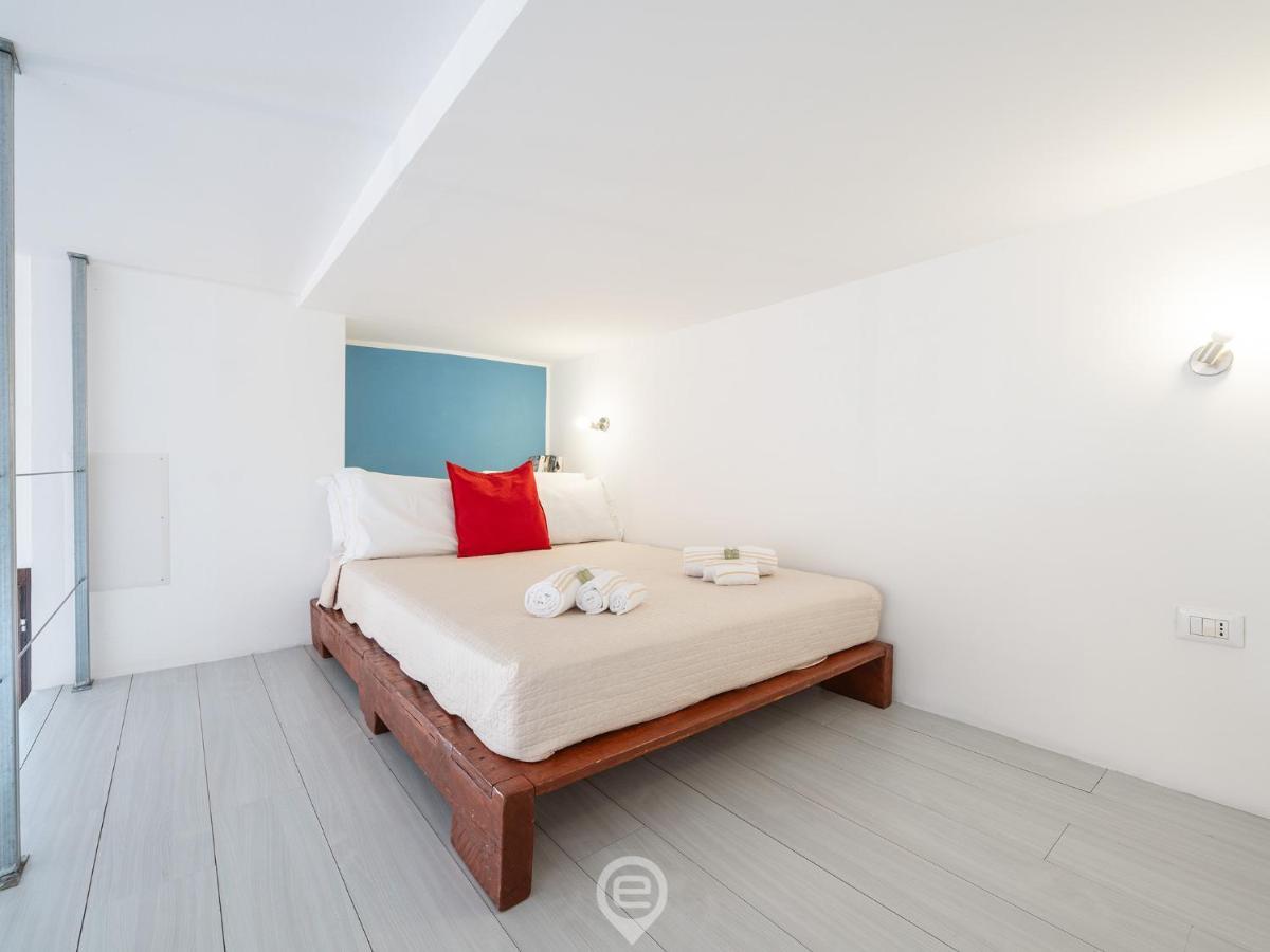 The Bright Apartment