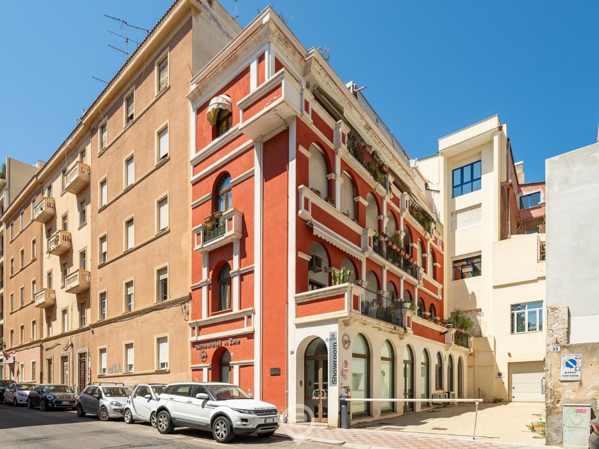 The Bright Apartment *
