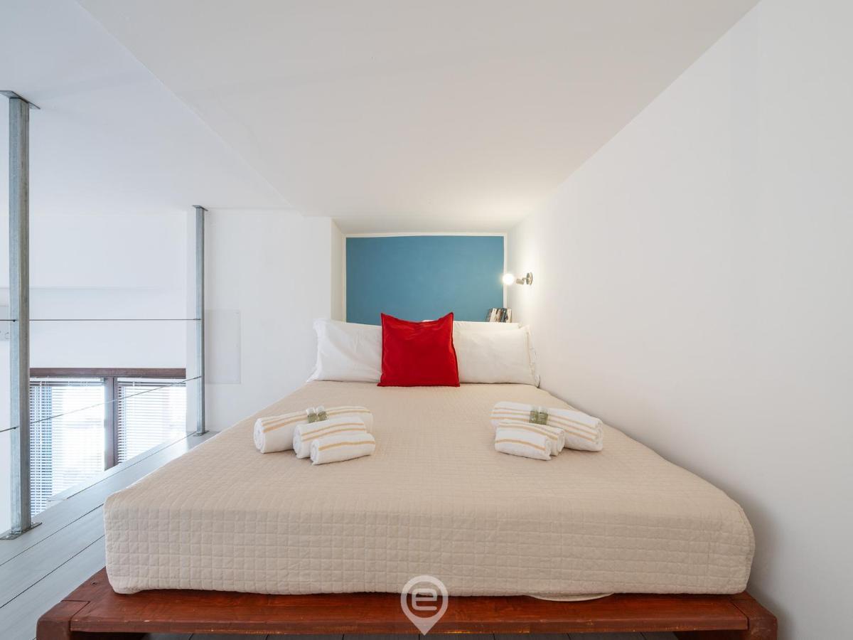 The Bright Cagliari
